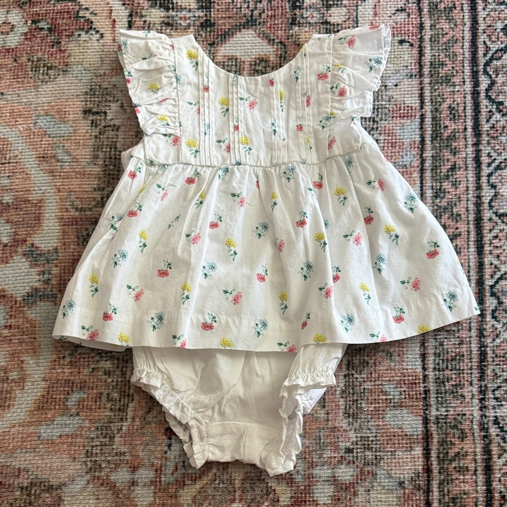 NWT! Janie and Jack White Floral Ruffle Baby Top with Bloom Print